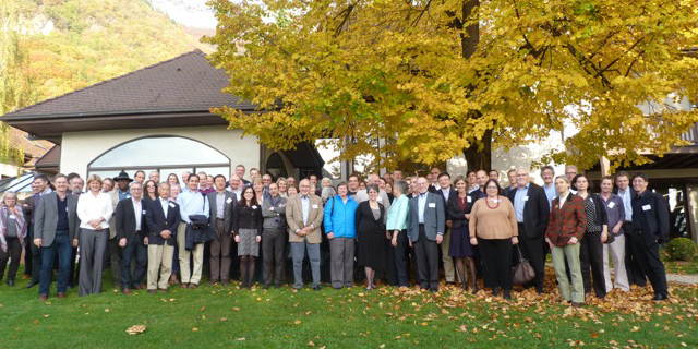 Cent-Gardes conference group photo